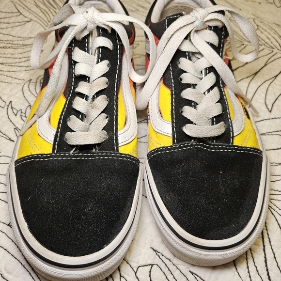 VGUC VANS Old Skool Flames Boys 4 Black Orange - Picture 8 of 14